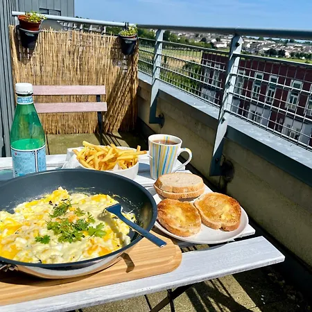 Exclusive King-size Bed Comfort With Serene Garden View * Dublin