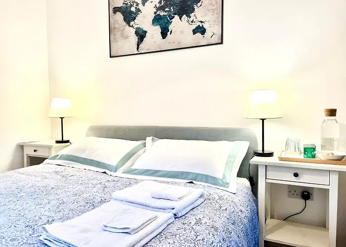 Exclusive King-size Bed Comfort With Serene Garden View *